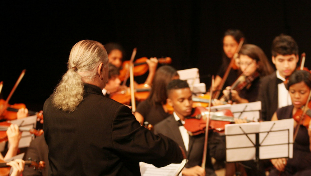 Orquestra Jovem do Rio Grande do Sul realiza concerto na Casa de Apoio Madre Ana